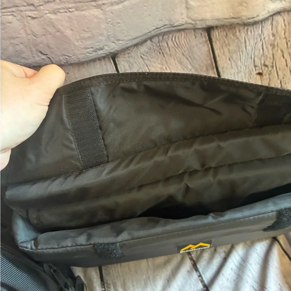 Brenthaven Laptop Messenger Bag Shoulder Strap Handles Briefcase Black‎ Carry-On